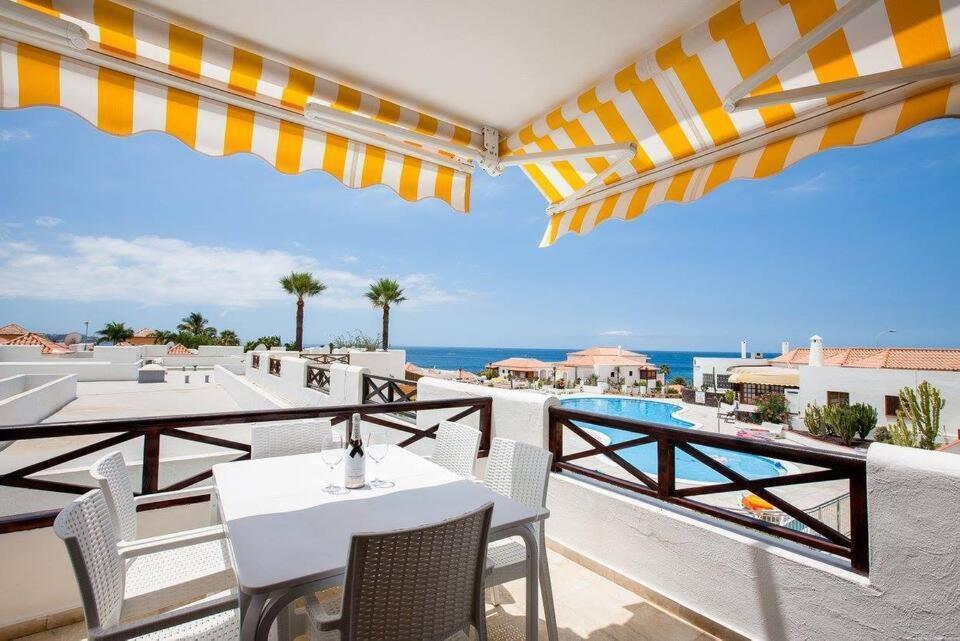 2 Bedroom apartment for 4 people in Tenerife Costa Adeje  Eksteriør bilde